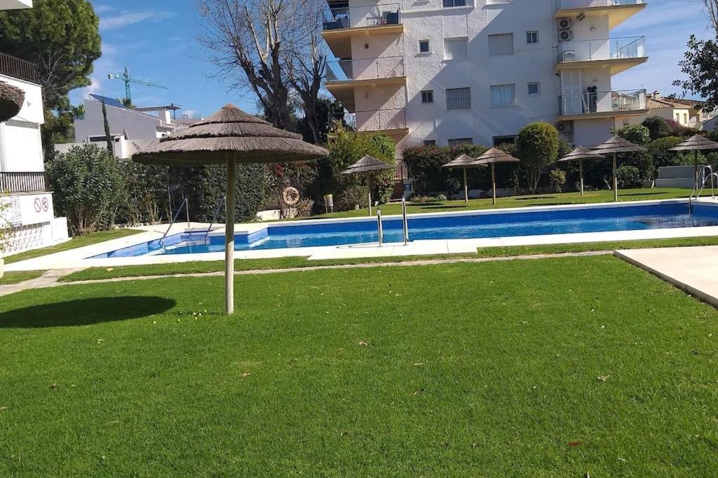 Apartamento Apartamento en la milla de oro, a 100m de la playa Marbella Exterior foto